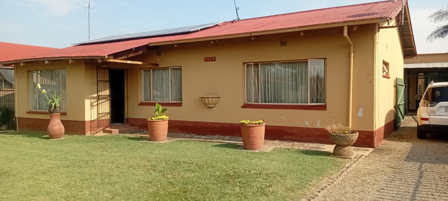 4 Bedroom Property for Sale in Booysens Gauteng