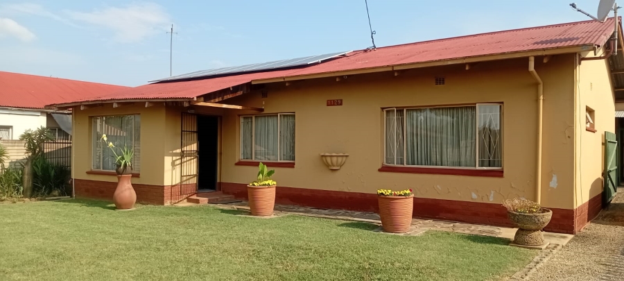 4 Bedroom Property for Sale in Booysens Gauteng