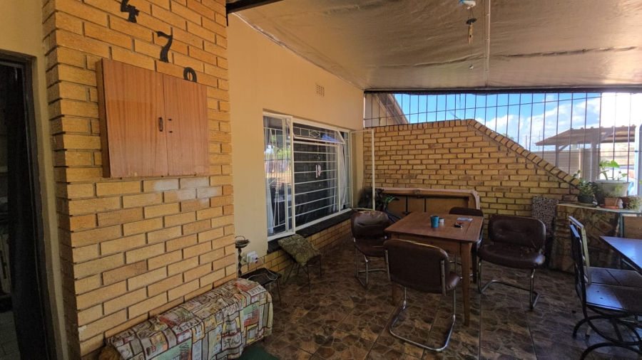 8 Bedroom Property for Sale in Pretoria North Gauteng