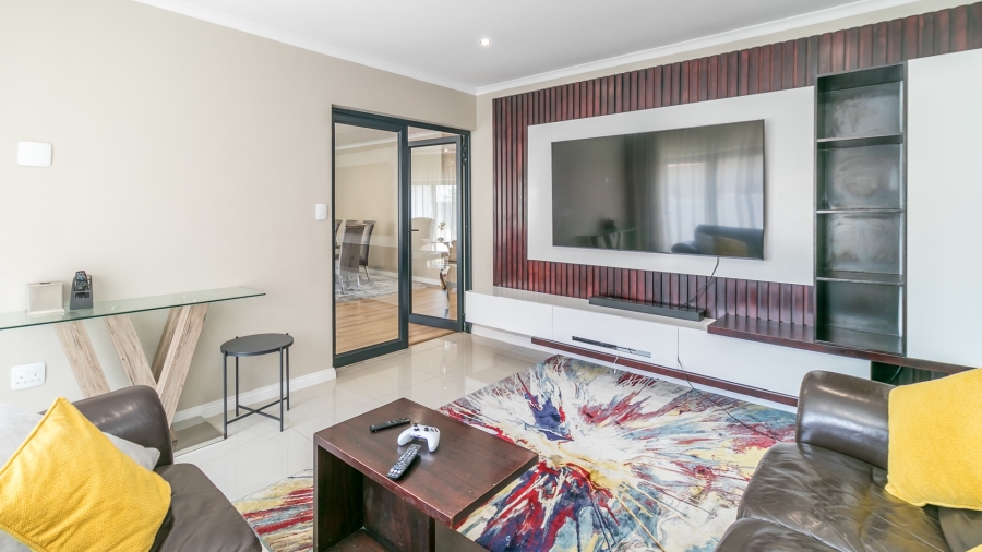 To Let 5 Bedroom Property for Rent in Sagewood Gauteng