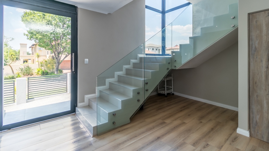 To Let 5 Bedroom Property for Rent in Sagewood Gauteng