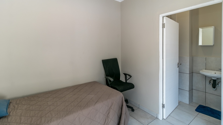 To Let 5 Bedroom Property for Rent in Sagewood Gauteng