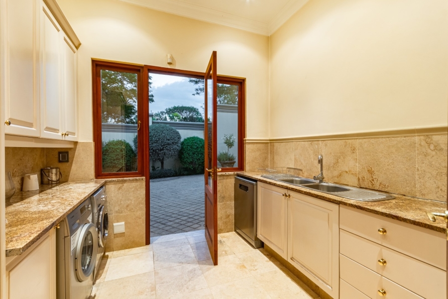 3 Bedroom Property for Sale in Bryanston Gauteng