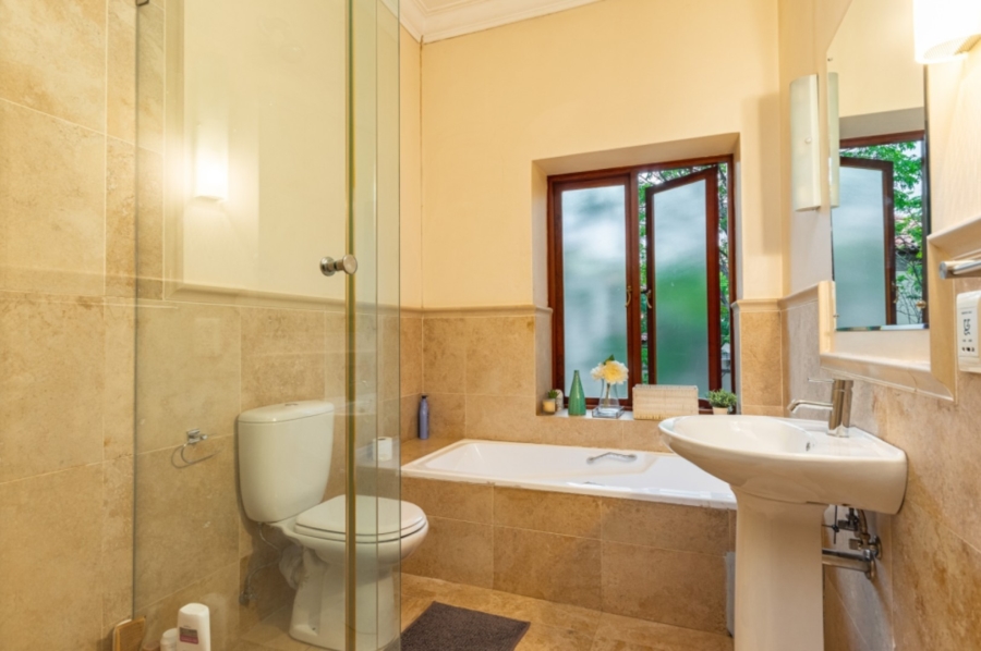 3 Bedroom Property for Sale in Bryanston Gauteng