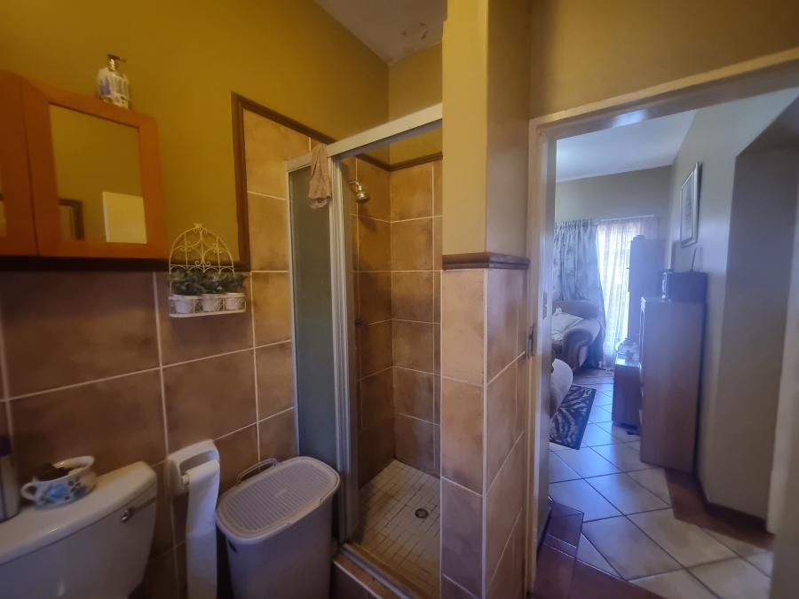 To Let 2 Bedroom Property for Rent in Boardwalk Villas Gauteng