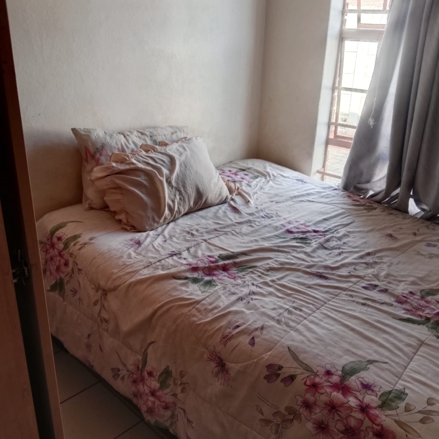 3 Bedroom Property for Sale in Clayville Gauteng