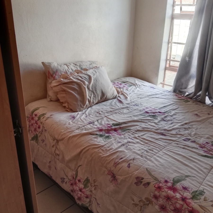 3 Bedroom Property for Sale in Clayville Gauteng