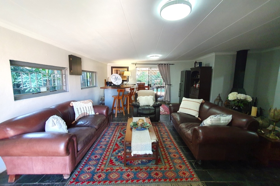 5 Bedroom Property for Sale in Wierda Park Gauteng