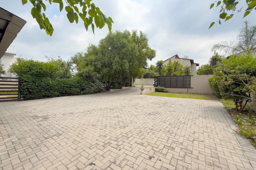 3 Bedroom Property for Sale in Cedar Creek Gauteng