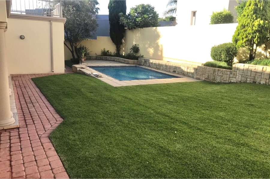 7 Bedroom Property for Sale in Dainfern Golf Estate Gauteng