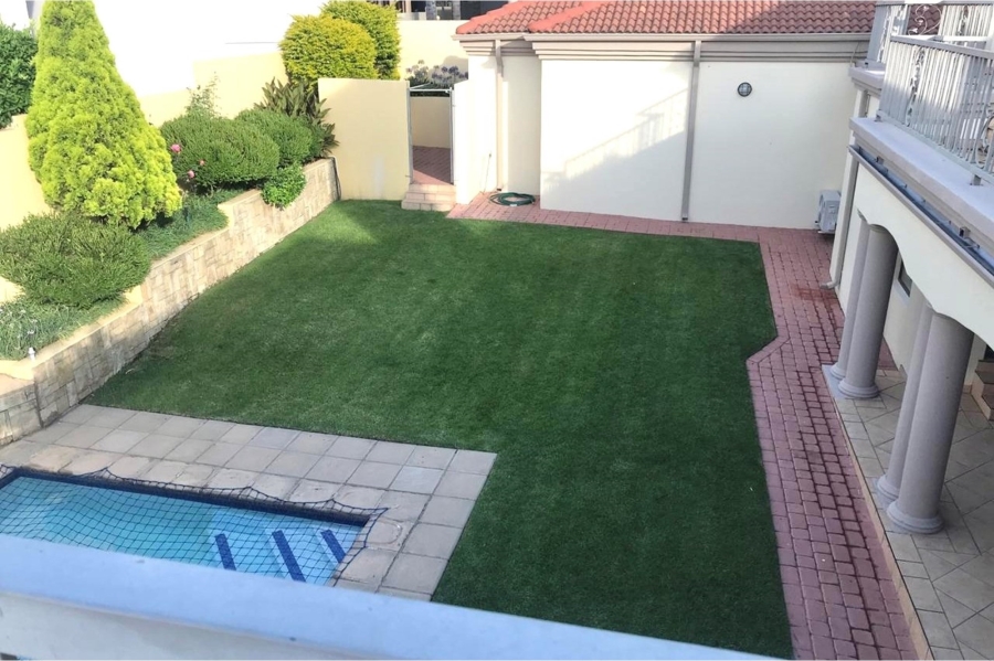 7 Bedroom Property for Sale in Dainfern Golf Estate Gauteng