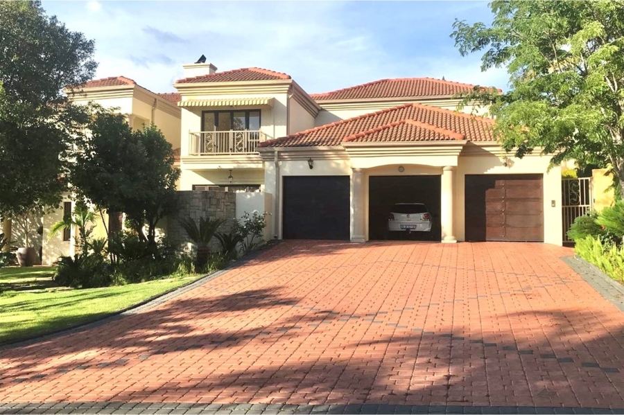 7 Bedroom Property for Sale in Dainfern Golf Estate Gauteng