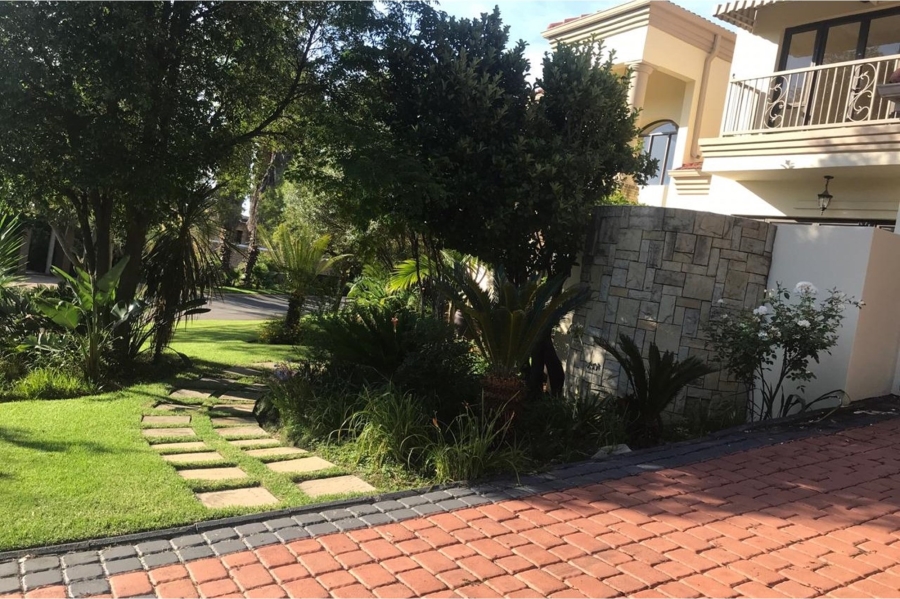 7 Bedroom Property for Sale in Dainfern Golf Estate Gauteng