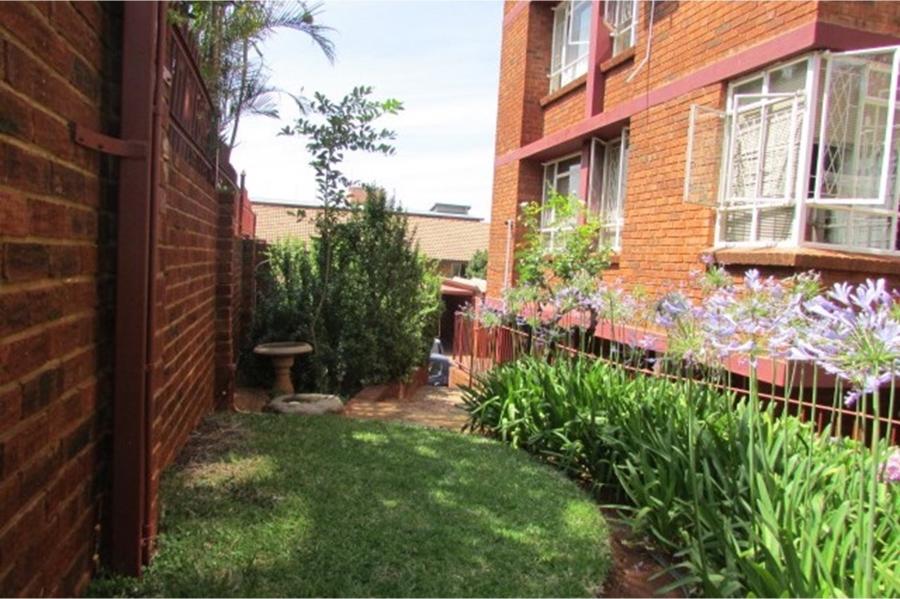 2 Bedroom Property for Sale in Wonderboom South Gauteng