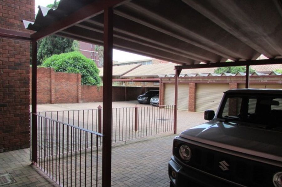 2 Bedroom Property for Sale in Wonderboom South Gauteng