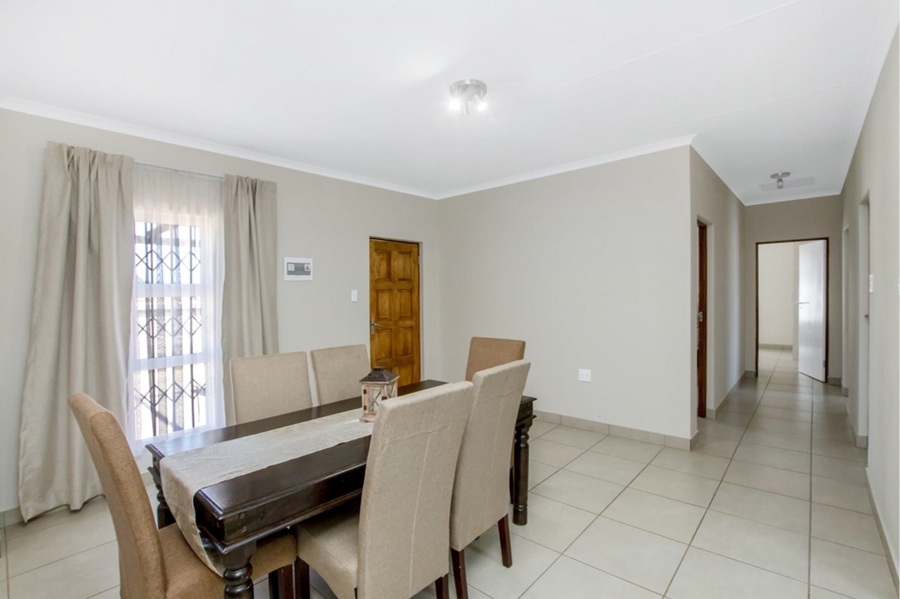 4 Bedroom Property for Sale in Roseacre Gauteng