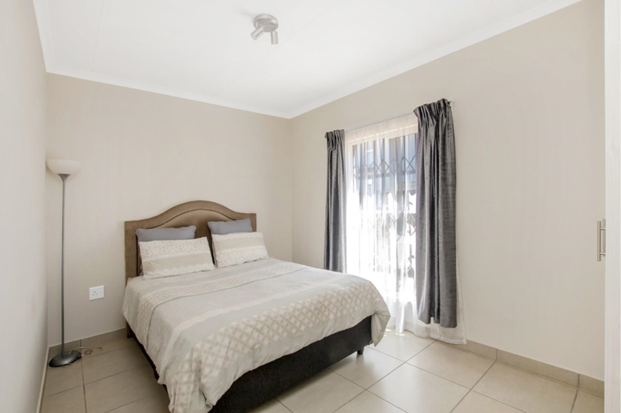 4 Bedroom Property for Sale in Roseacre Gauteng