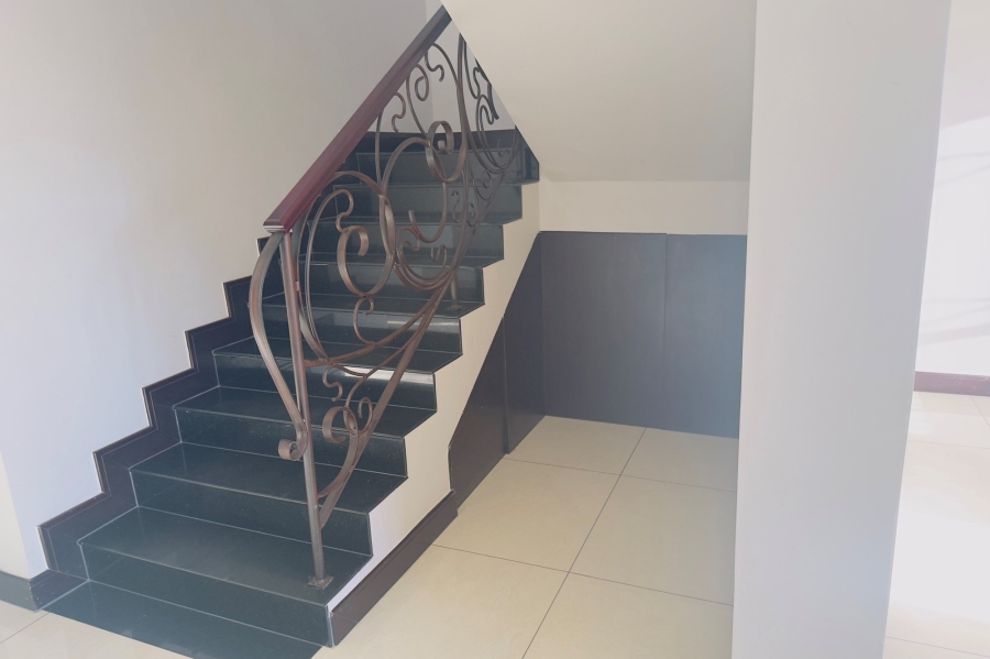 To Let 3 Bedroom Property for Rent in Halfway Gardens Gauteng