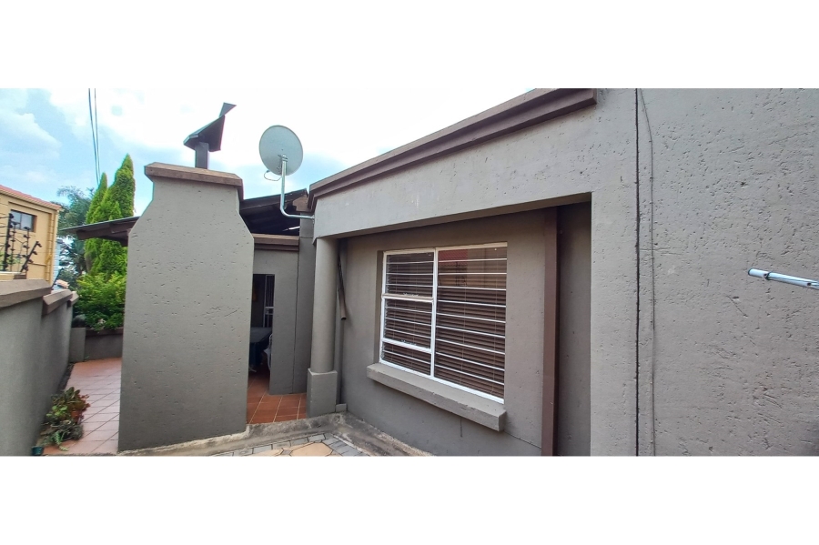 3 Bedroom Property for Sale in Moreleta Park Gauteng