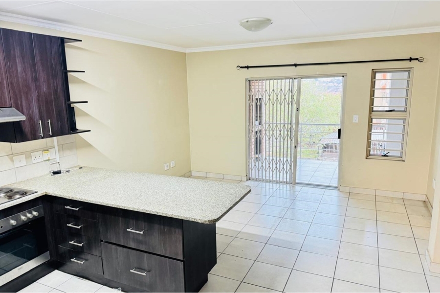 To Let 2 Bedroom Property for Rent in Noordwyk Gauteng