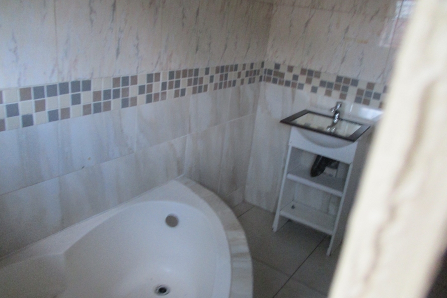 4 Bedroom Property for Sale in Kempton Park Ext 5 Gauteng