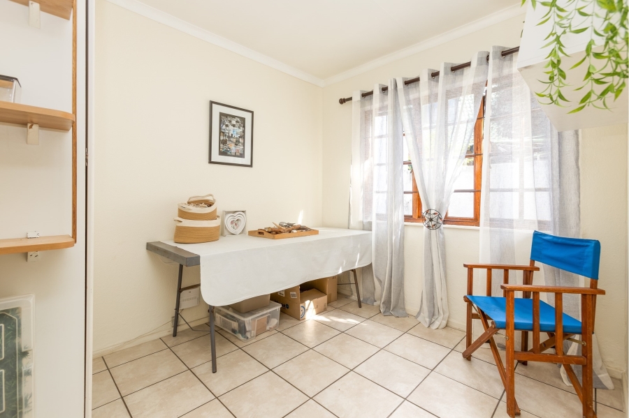 2 Bedroom Property for Sale in Weltevreden Park Gauteng