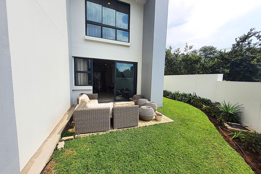 2 Bedroom Property for Sale in Ashlea Gardens Gauteng