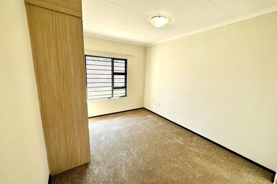 To Let 2 Bedroom Property for Rent in Ferndale Gauteng