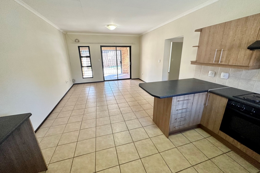 To Let 2 Bedroom Property for Rent in Ferndale Gauteng