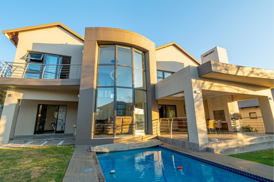 3 Bedroom Property for Sale in Waterfall Country Village Gauteng