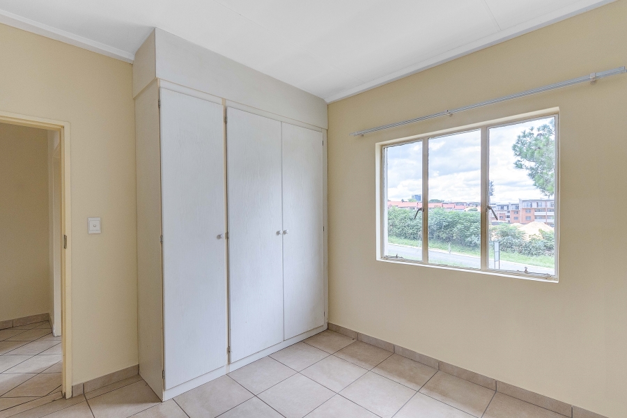 2 Bedroom Property for Sale in Halfway Gardens Gauteng