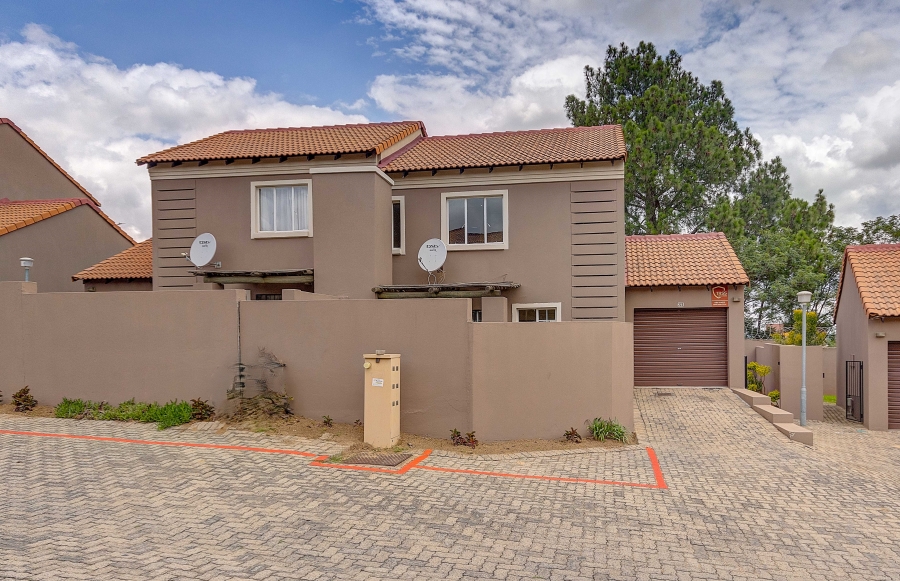 2 Bedroom Property for Sale in Halfway Gardens Gauteng