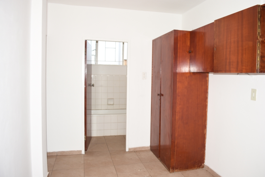 1 Bedroom Property for Sale in Sunnyside Gauteng