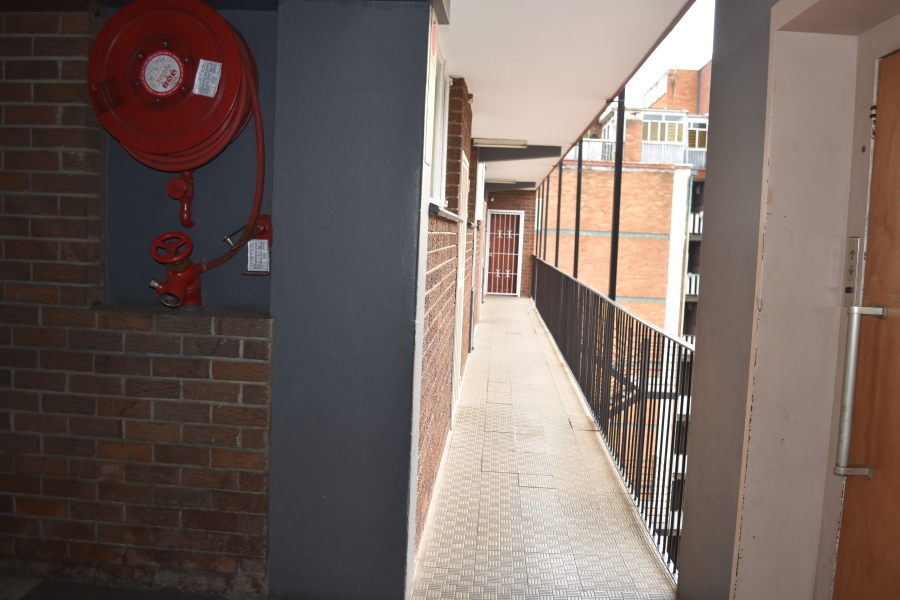 1 Bedroom Property for Sale in Sunnyside Gauteng