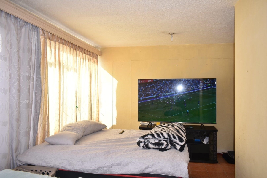 1 Bedroom Property for Sale in Pretoria Central Gauteng