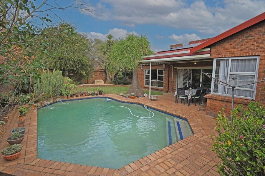 3 Bedroom Property for Sale in Marais Steyn Park Gauteng