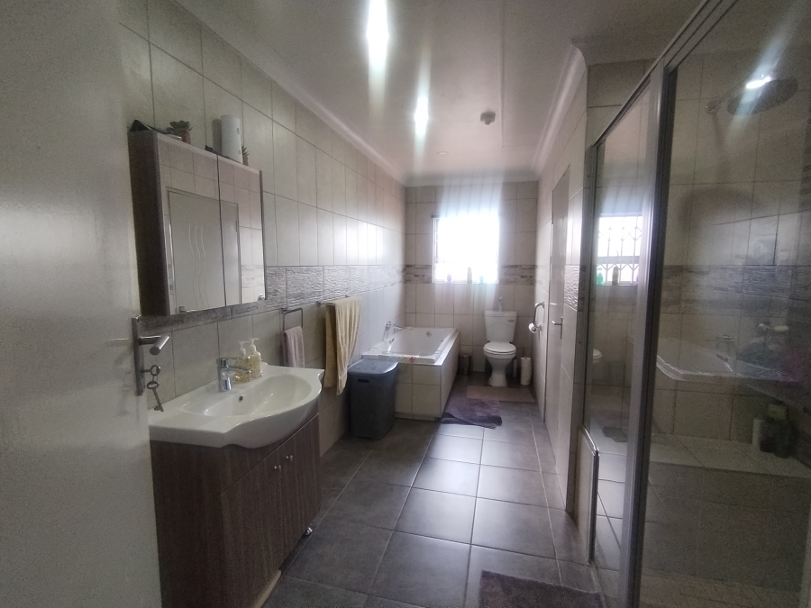 3 Bedroom Property for Sale in Eastleigh Gauteng