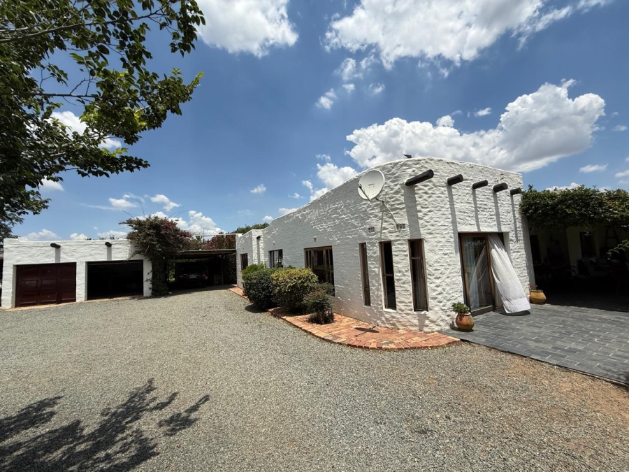 4 Bedroom Property for Sale in De Deur Gauteng