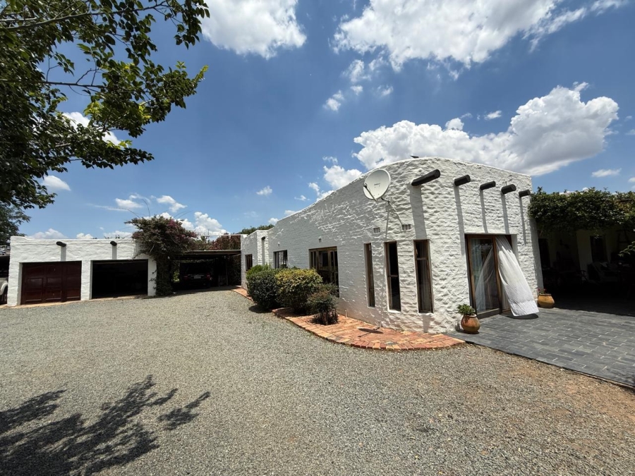 4 Bedroom Property for Sale in De Deur Gauteng