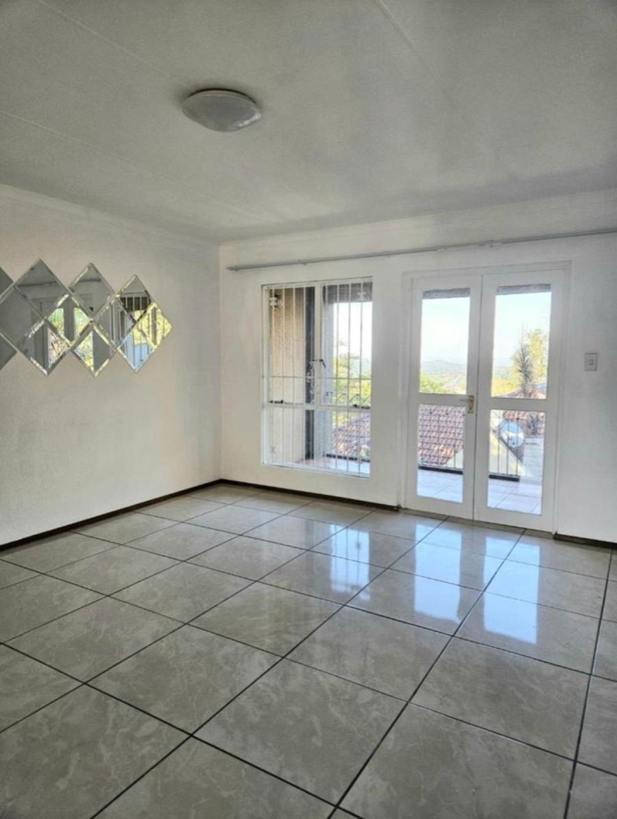 To Let 2 Bedroom Property for Rent in Florida Hills Gauteng