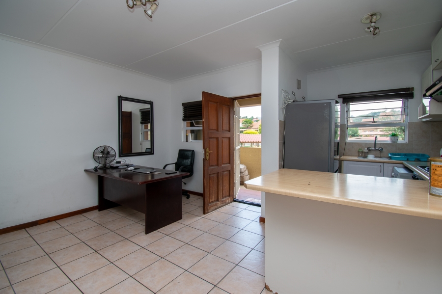 2 Bedroom Property for Sale in Sunninghill Gauteng