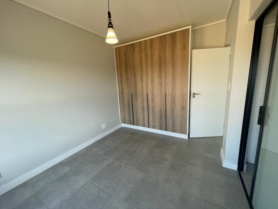 To Let 2 Bedroom Property for Rent in Waterfall Gauteng