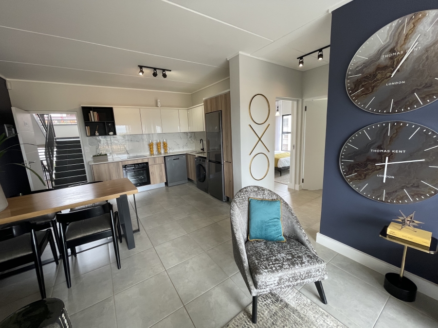 To Let 2 Bedroom Property for Rent in Waterfall Gauteng