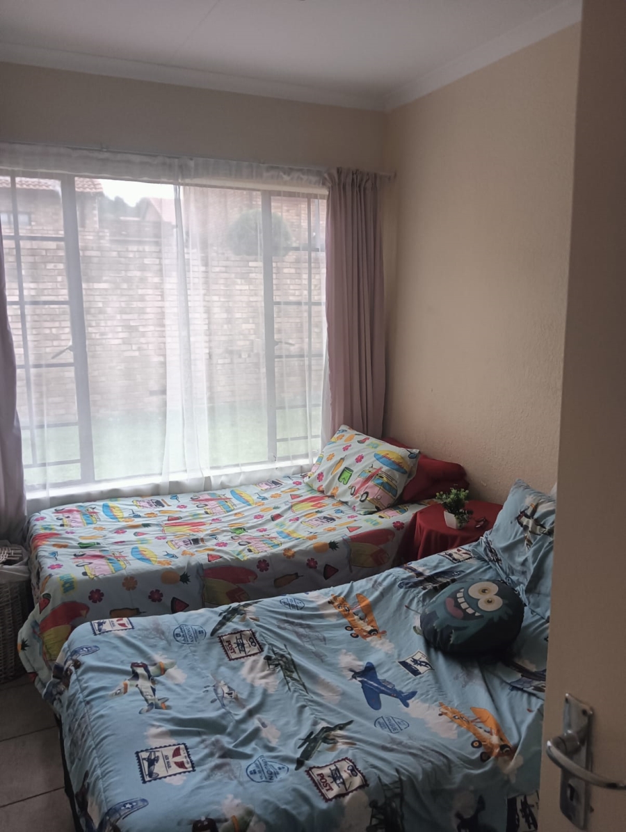 To Let 2 Bedroom Property for Rent in Halfway Gardens Gauteng