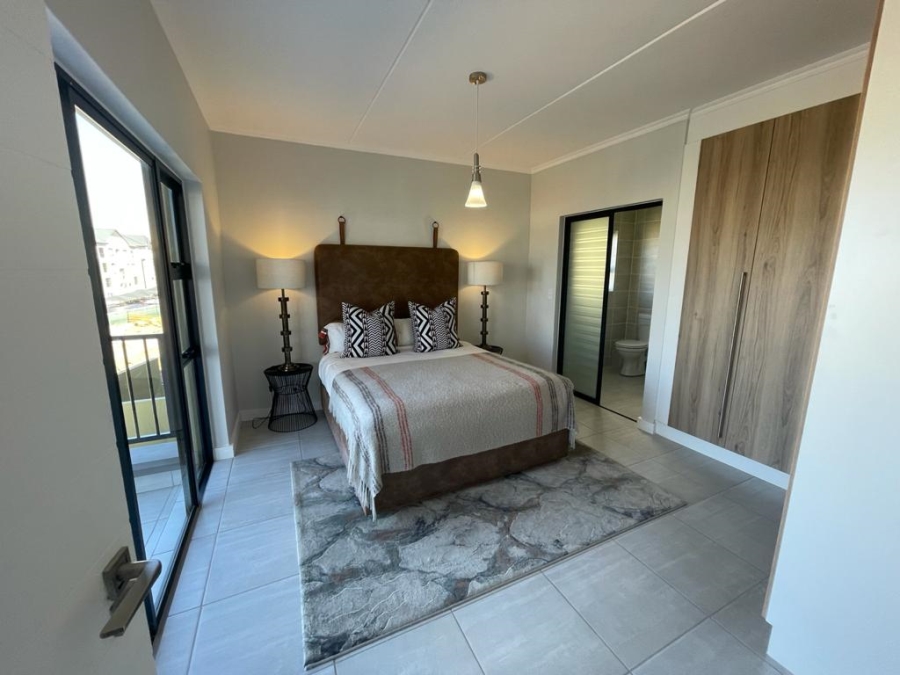 To Let 2 Bedroom Property for Rent in Waterfall Gauteng