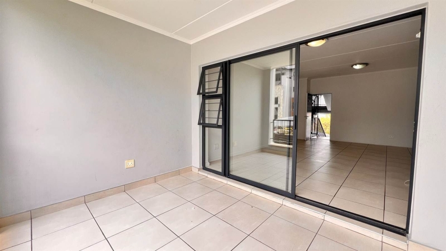 To Let 3 Bedroom Property for Rent in Olivedale Gauteng