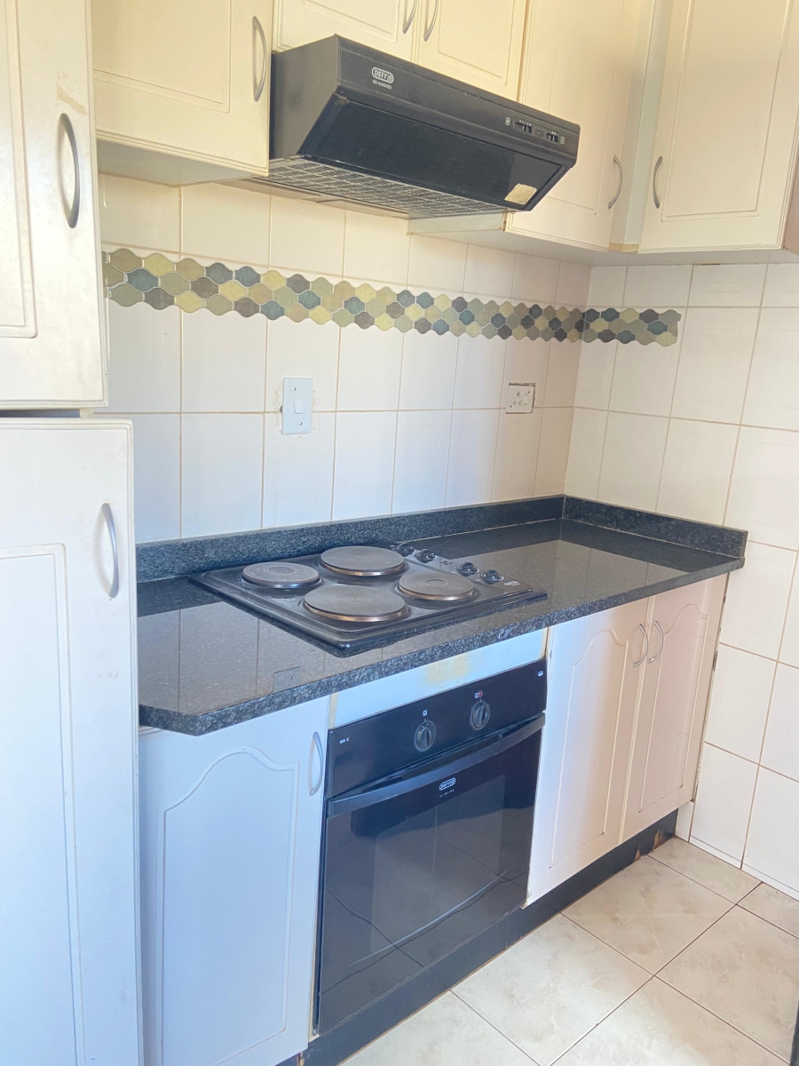 To Let 2 Bedroom Property for Rent in Protea Glen Gauteng