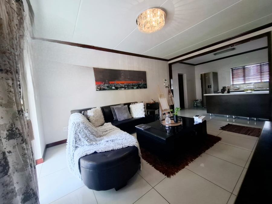 To Let 2 Bedroom Property for Rent in Summerset Gauteng