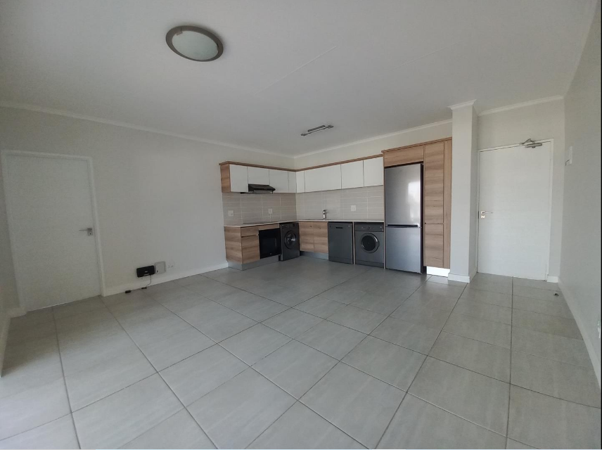 To Let 2 Bedroom Property for Rent in Waterfall Gauteng