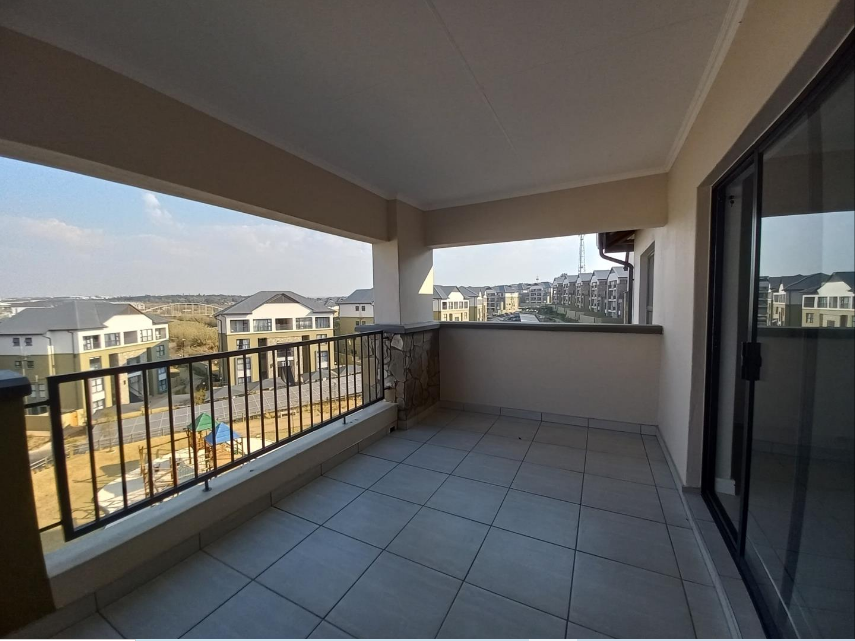 To Let 2 Bedroom Property for Rent in Waterfall Gauteng